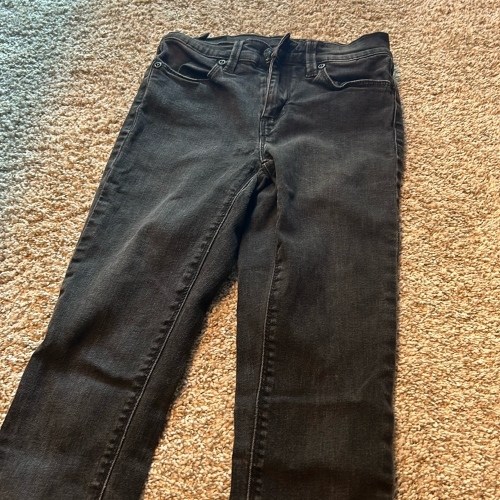 Black skinny jeans